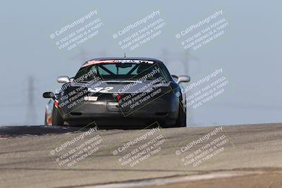 media/Oct-26-2025-CalClub SCCA (Sun) [[8ce1e69566]]/Group 4/Grapevine/